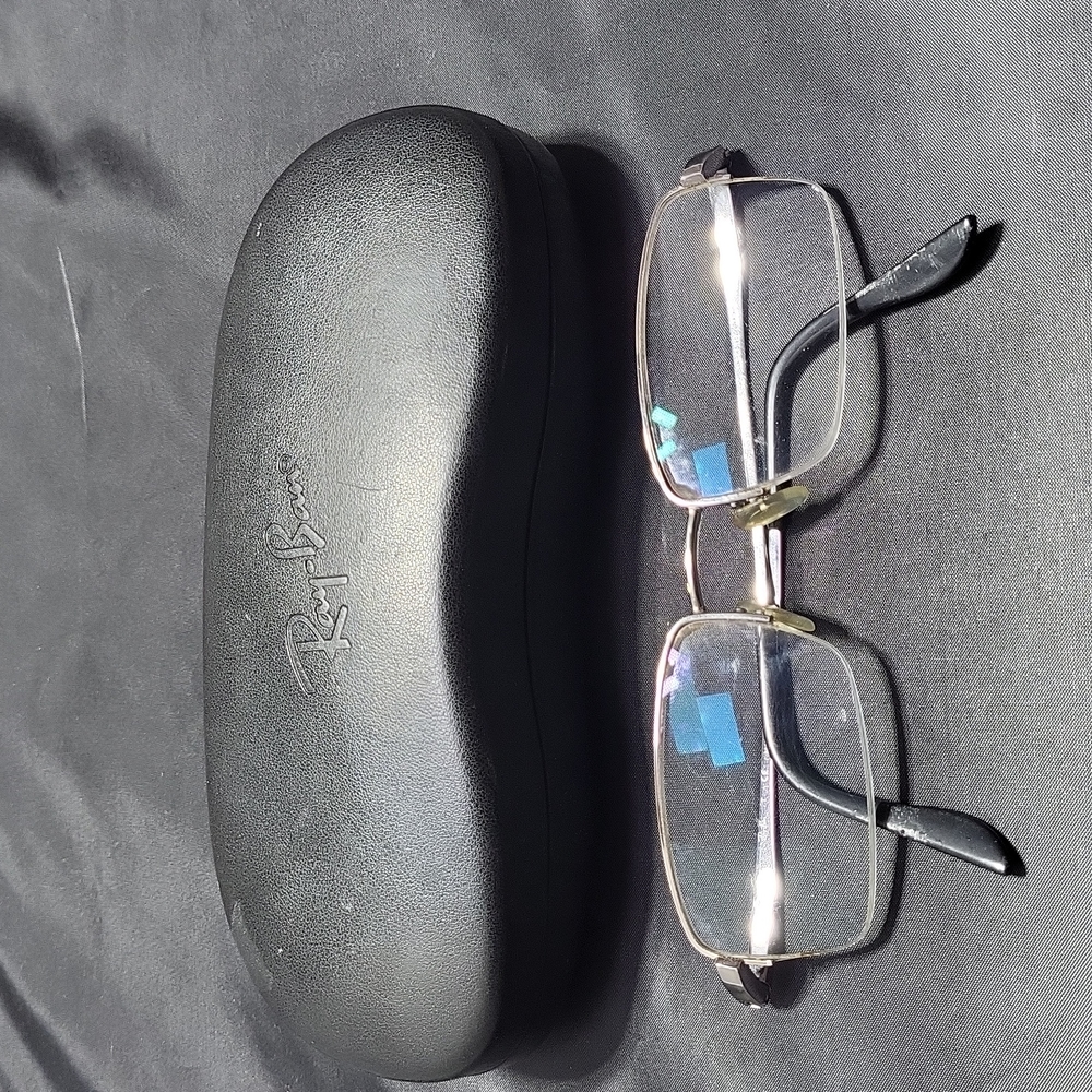 Ray Ban rb2502 glasses
